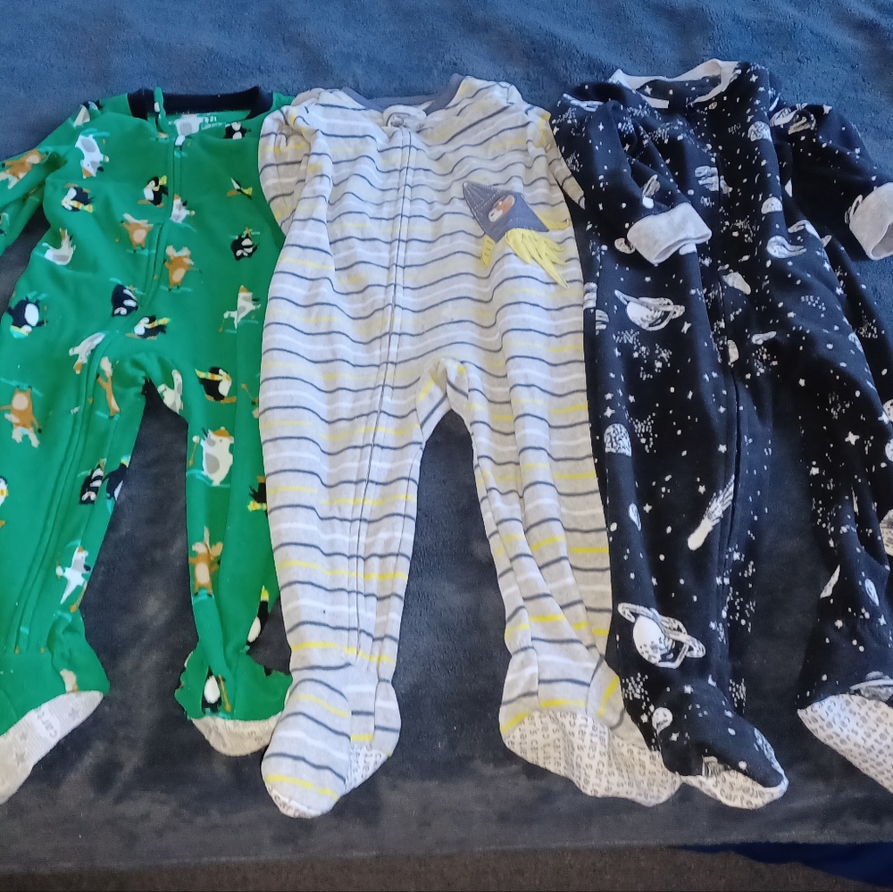 Boys Size 2T One Piece Pajamas Lot of 3